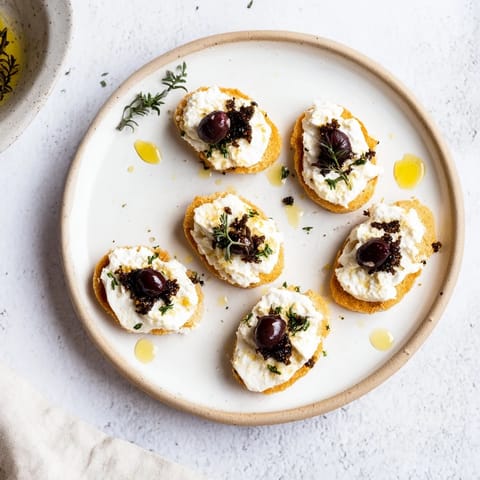 Victorian Cameo Cheese Olive